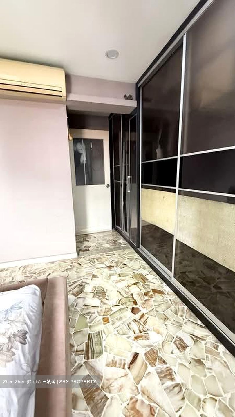 Blk 260 Jurong East Street 24 (Jurong East), HDB 5 Rooms #557637781